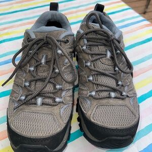 Merrell Women's Gray and Black Hiking Shoes